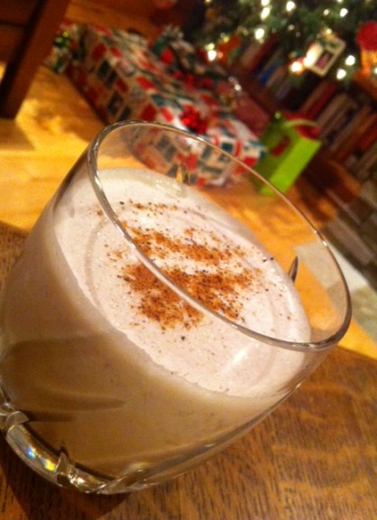 This Kahula Gingerbread drink tastes like a spiced Kahlua milkshake.