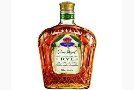 Yes, Canada can make great whisky! Crown Royal out of Gimli, Man. has a winner in this rye, named the 2016 Whisky of the Year.